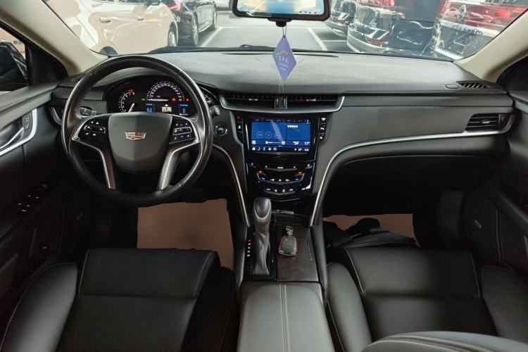 Used Cadillac XTS 2018 28T Tech Edition Center Console