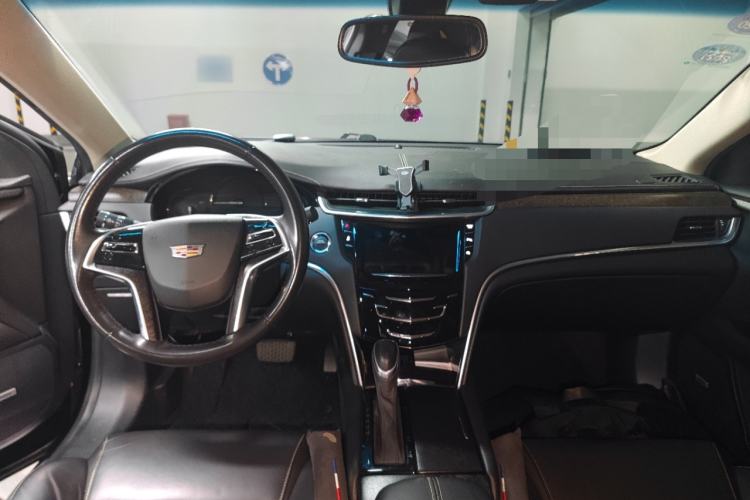 Used Cadillac XTS 2018 28T Elite Edition Center Console