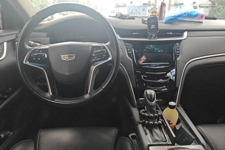 Used Cadillac XTS 2018 28T Tech Edition Center Console