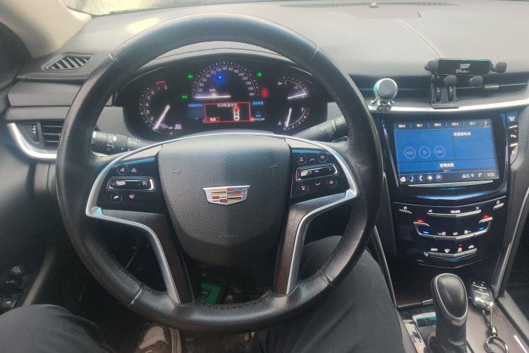 Used Cadillac XTS 2018 28T Tech Edition Center Console