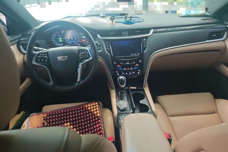 Used Cadillac XTS 2018 28T Luxury Edition Center Console
