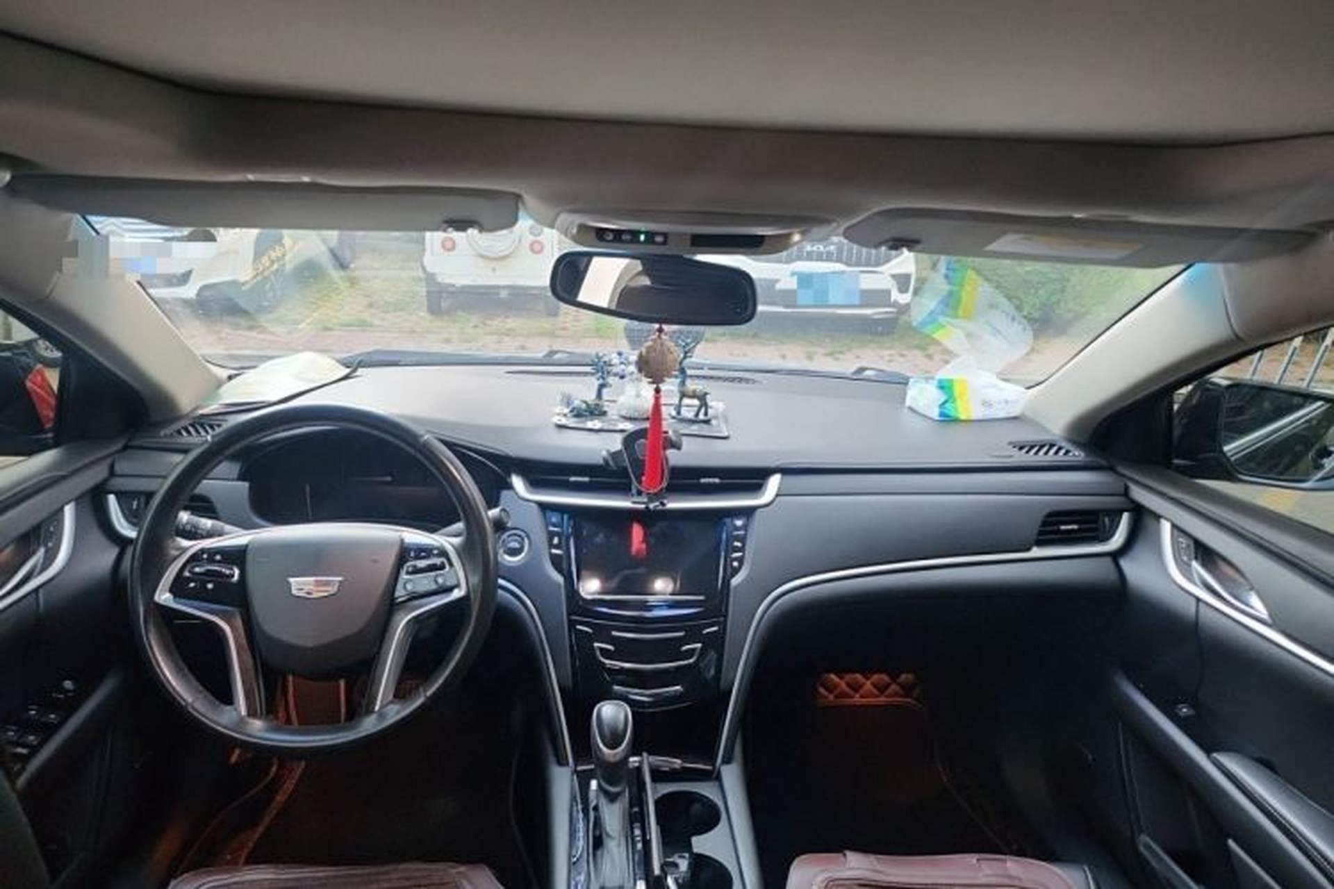 Used Cadillac XTS 2018 28T Tech Edition Center Console