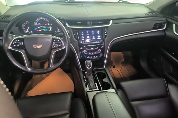 Used Cadillac XTS 2018 28T Tech Edition Center Console