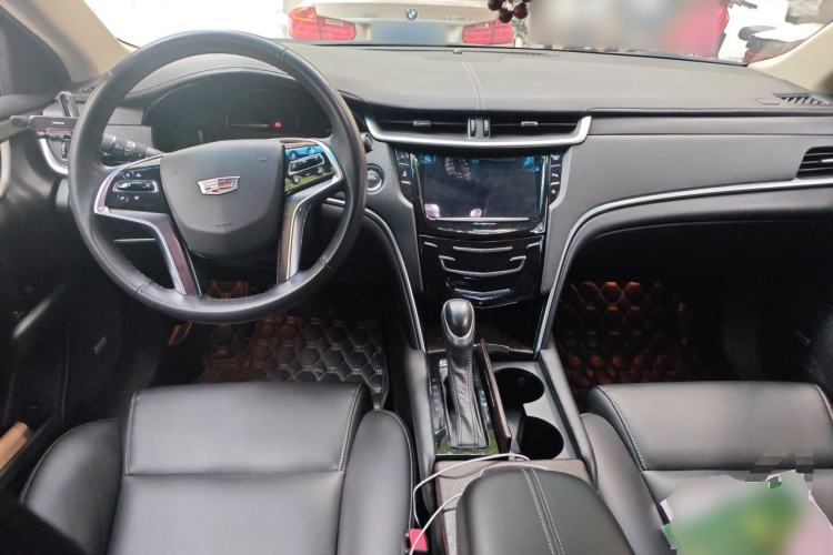 Used Cadillac XTS 2018 28T Tech Edition Center Console