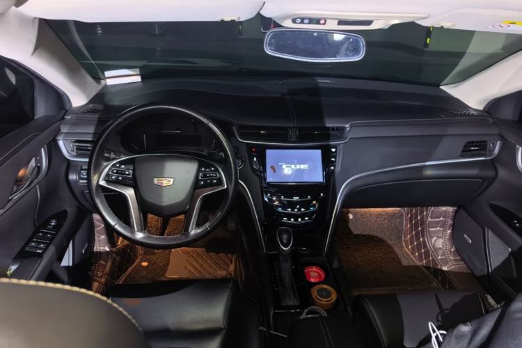 Used Cadillac XTS 2018 28T Tech Edition Center Console