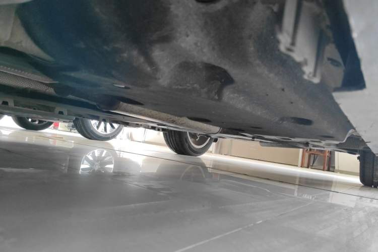 Used Cadillac XTS 2018 28T Tech Edition Chassis Front Left
