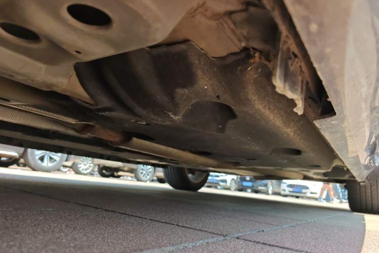 Used Cadillac XTS 2018 28T Elite Edition Chassis Front Left