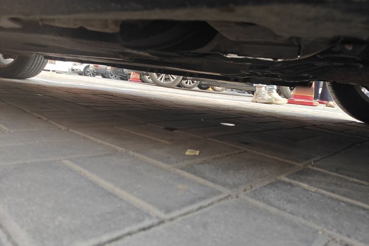 Used Cadillac XTS 2018 28T Elite Edition Chassis Front Right