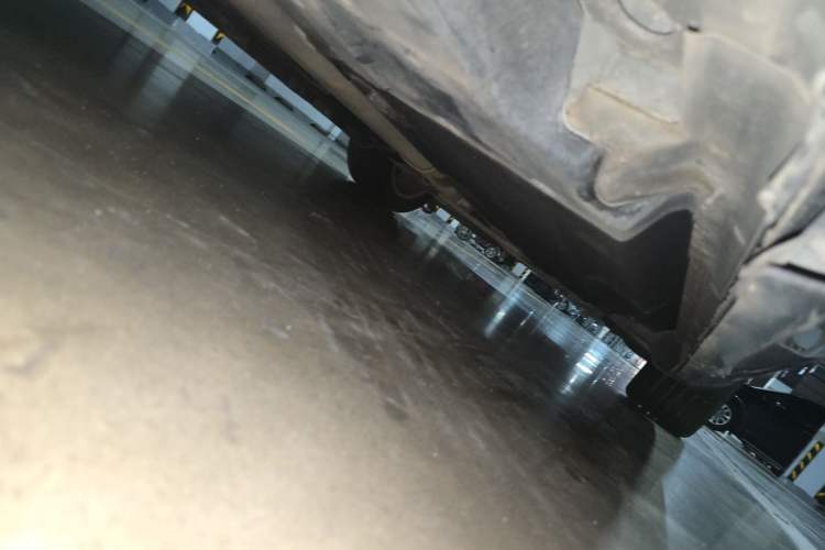 Used Cadillac XTS 2018 28T Elite Edition Chassis Rear Right