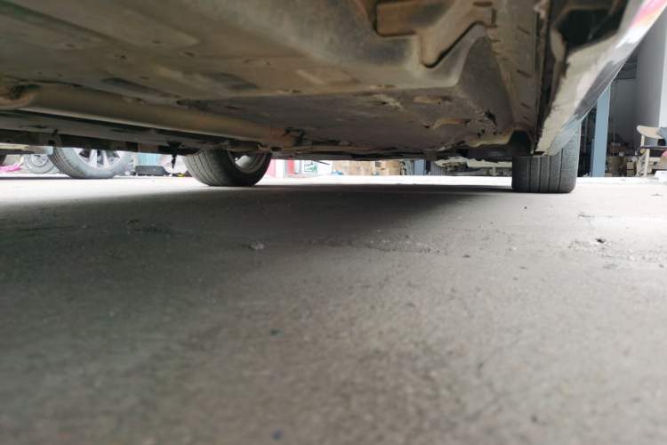 Used Cadillac XTS 2018 28T Elite Edition Chassis Rear Right