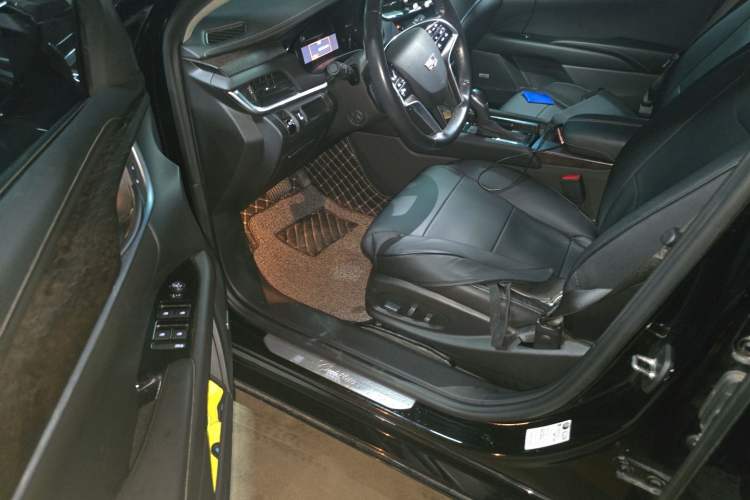 Used Cadillac XTS 2018 28T Elite Edition Driver Seat