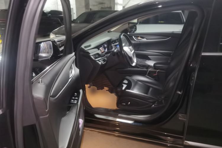 Used Cadillac XTS 2018 28T Tech Edition Driver Seat