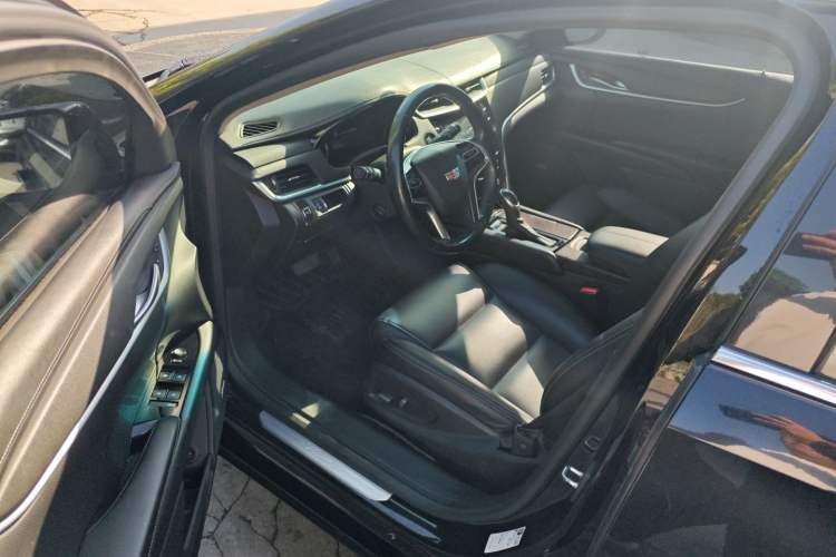 Used Cadillac XTS 2018 28T Tech Edition Driver Seat