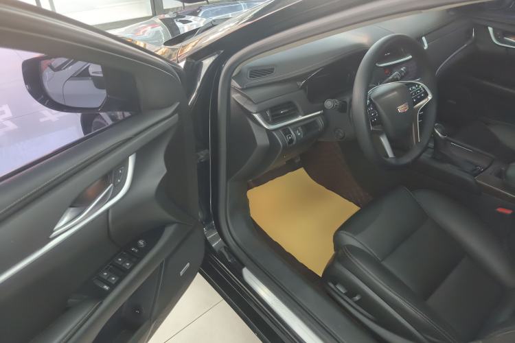 Used Cadillac XTS 2018 28T Tech Edition Driver Seat