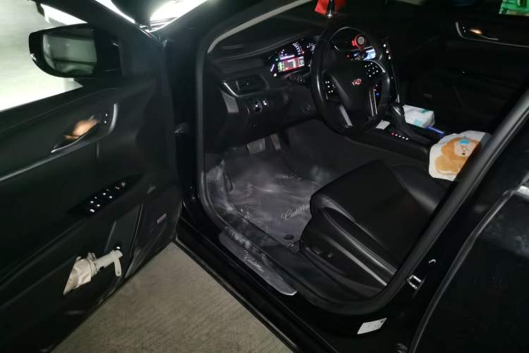 Used Cadillac XTS 2018 28T Tech Edition Driver Seat