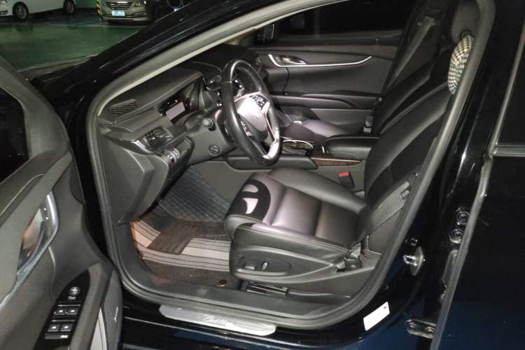 Used Cadillac XTS 2018 28T Tech Edition Driver Seat
