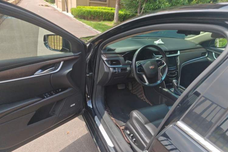 Used Cadillac XTS 2018 28T Elite Edition Driver Seat
