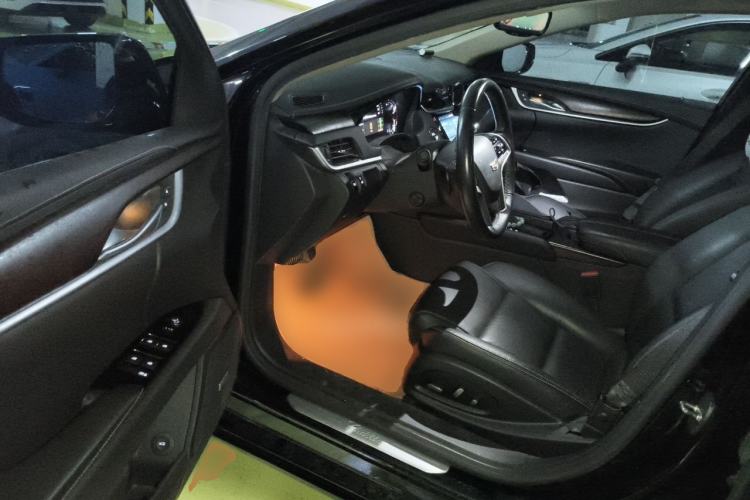 Used Cadillac XTS 2018 28T Elite Edition Driver Seat