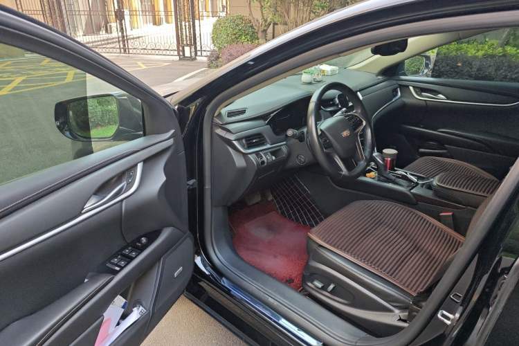 Used Cadillac XTS 2018 28T Tech Edition Driver Seat