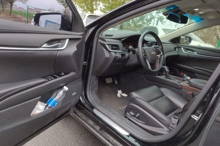 Used Cadillac XTS 2018 28T Tech Edition Driver Seat