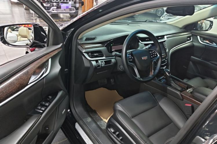 Used Cadillac XTS 2018 28T Elite Edition Driver Seat