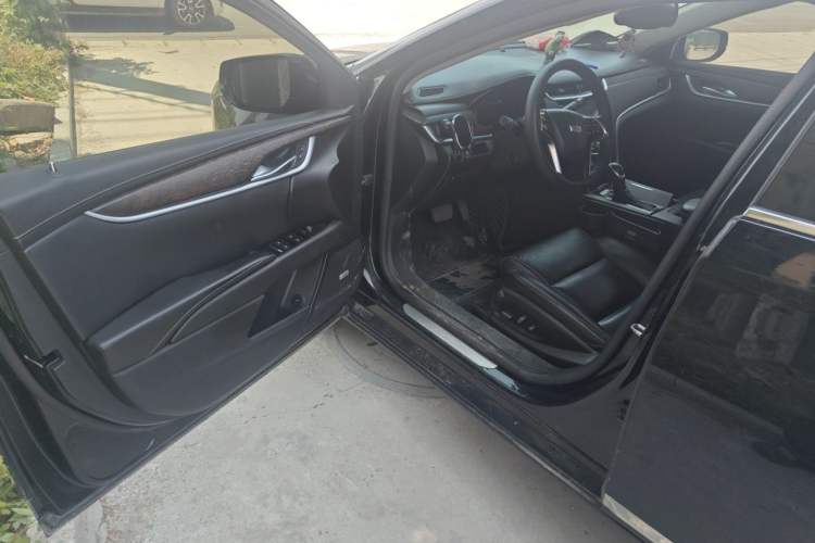 Used Cadillac XTS 2018 28T Elite Edition Driver Seat