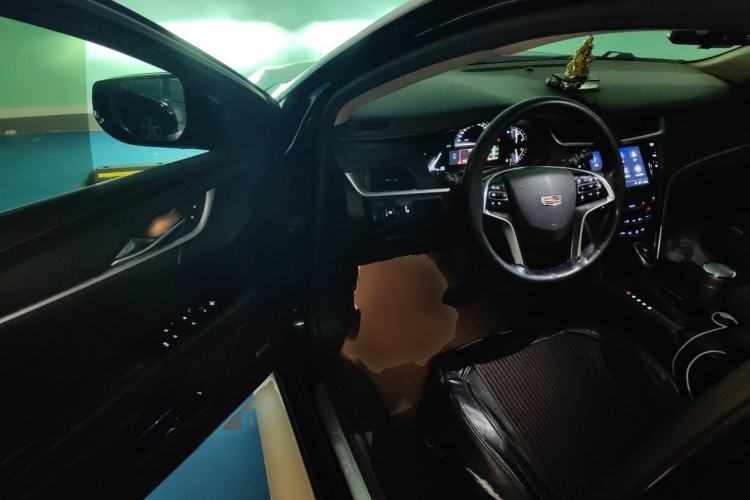 Used Cadillac XTS 2018 28T Tech Edition Driver Seat