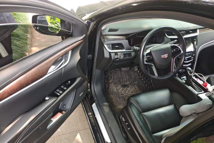 Used Cadillac XTS 2018 28T Elite Edition Driver Seat
