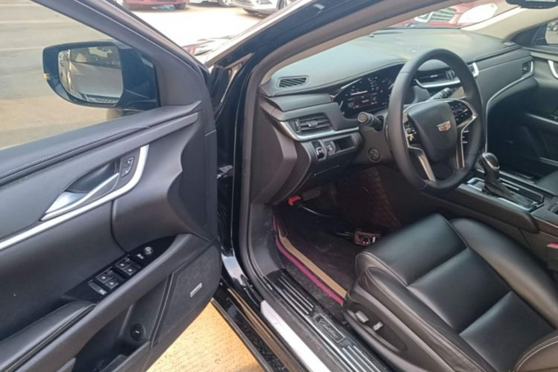 Used Cadillac XTS 2018 28T Tech Edition Driver Seat