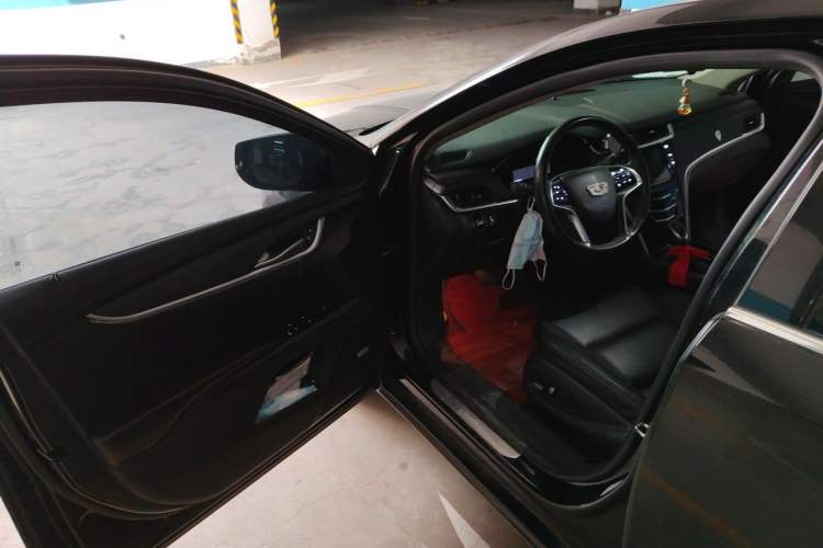 Used Cadillac XTS 2018 28T Tech Edition Driver Seat