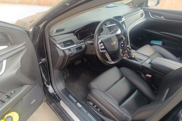 Used Cadillac XTS 2018 28T Elite Edition Driver Seat