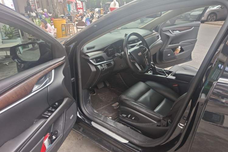 Used Cadillac XTS 2018 28T Elite Edition Driver Seat