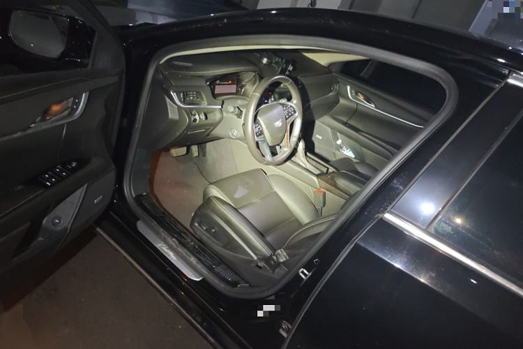 Used Cadillac XTS 2018 28T Tech Edition Driver Seat
