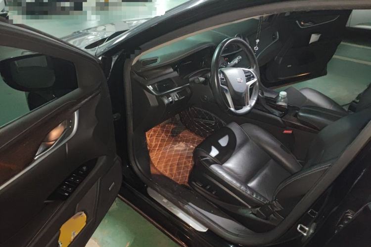 Used Cadillac XTS 2018 28T Elite Edition Driver Seat