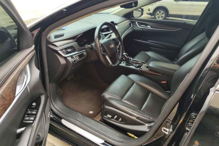 Used Cadillac XTS 2018 28T Elite Edition Driver Seat