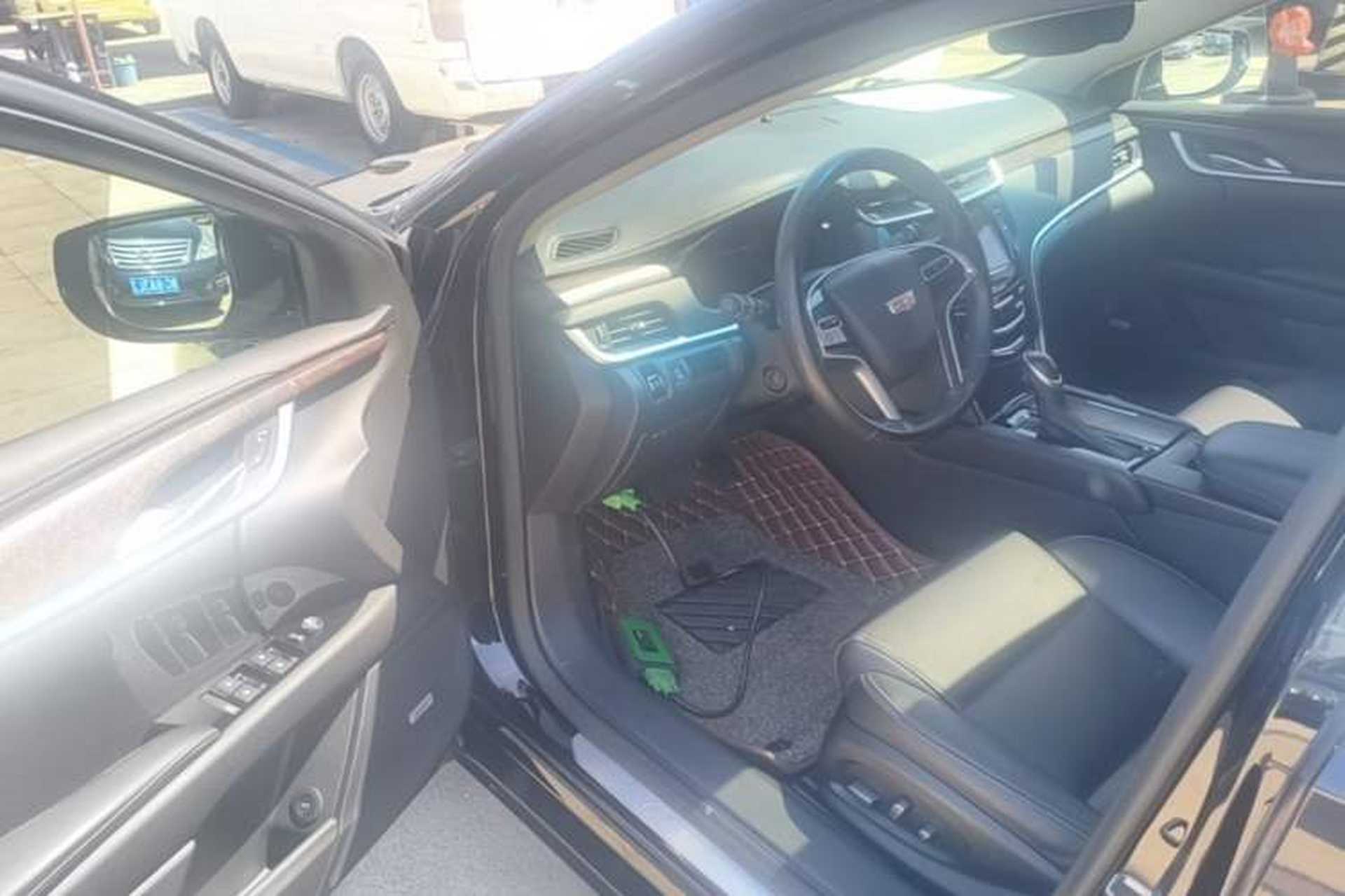 Used Cadillac XTS 2018 28T Elite Edition Driver Seat