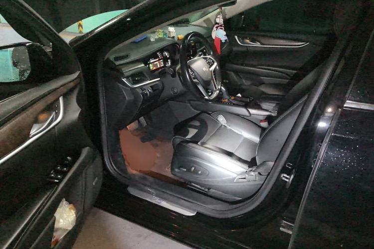 Used Cadillac XTS 2018 28T Elite Edition Driver Seat