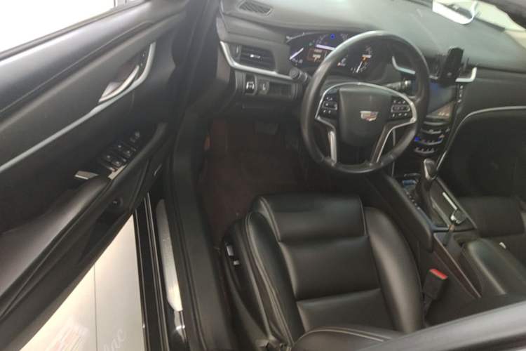 Used Cadillac XTS 2018 28T Tech Edition Driver Seat