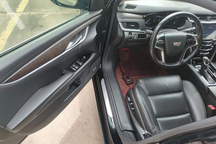 Used Cadillac XTS 2018 28T Elite Edition Driver Seat