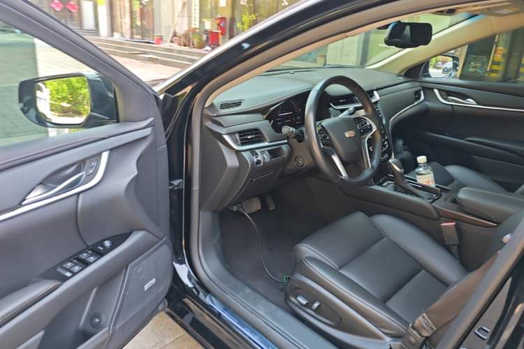Used Cadillac XTS 2018 28T Tech Edition Driver Seat