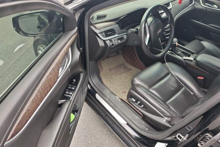 Used Cadillac XTS 2018 28T Elite Edition Driver Seat