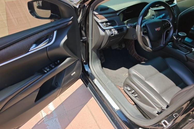 Used Cadillac XTS 2018 28T Elite Edition Driver Seat
