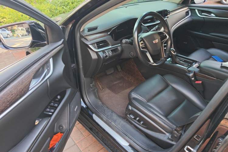Used Cadillac XTS 2018 28T Elite Edition Driver Seat