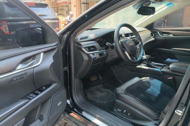 Used Cadillac XTS 2018 28T Luxury Edition Driver Seat