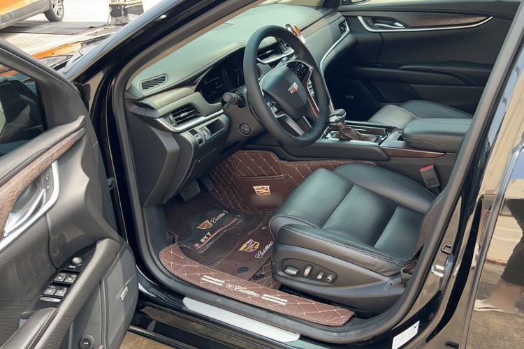 Used Cadillac XTS 2018 28T Elite Edition Driver Seat
