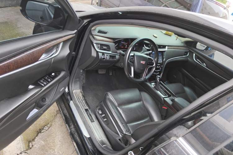 Used Cadillac XTS 2018 28T Elite Edition Driver Seat