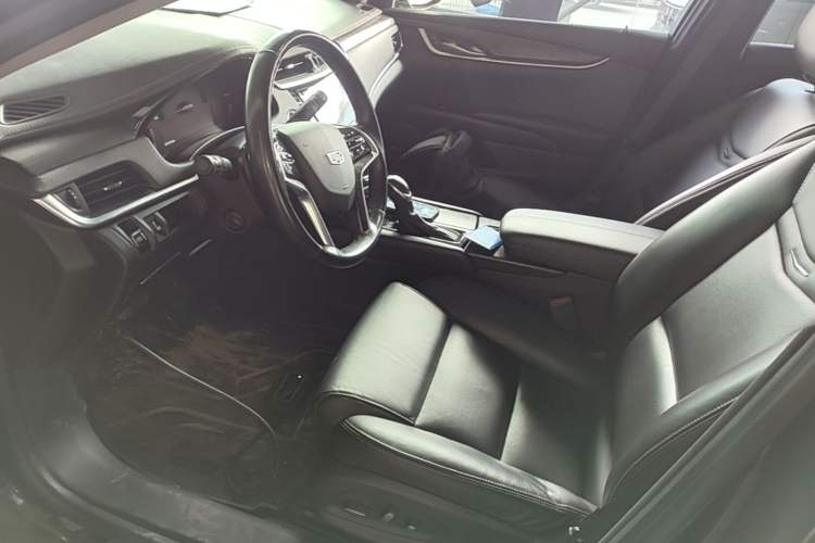 Used Cadillac XTS 2018 28T Elite Edition Driver Seat