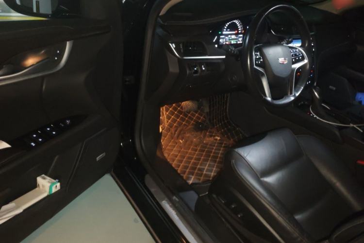 Used Cadillac XTS 2018 28T Elite Edition Driver Seat