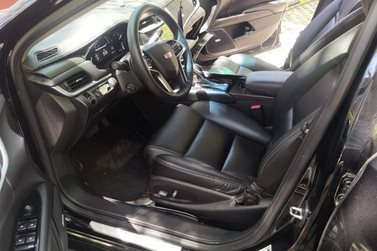 Used Cadillac XTS 2018 28T Tech Edition Driver Seat