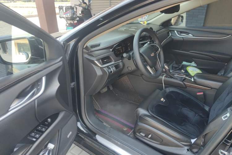Used Cadillac XTS 2018 28T Tech Edition Driver Seat